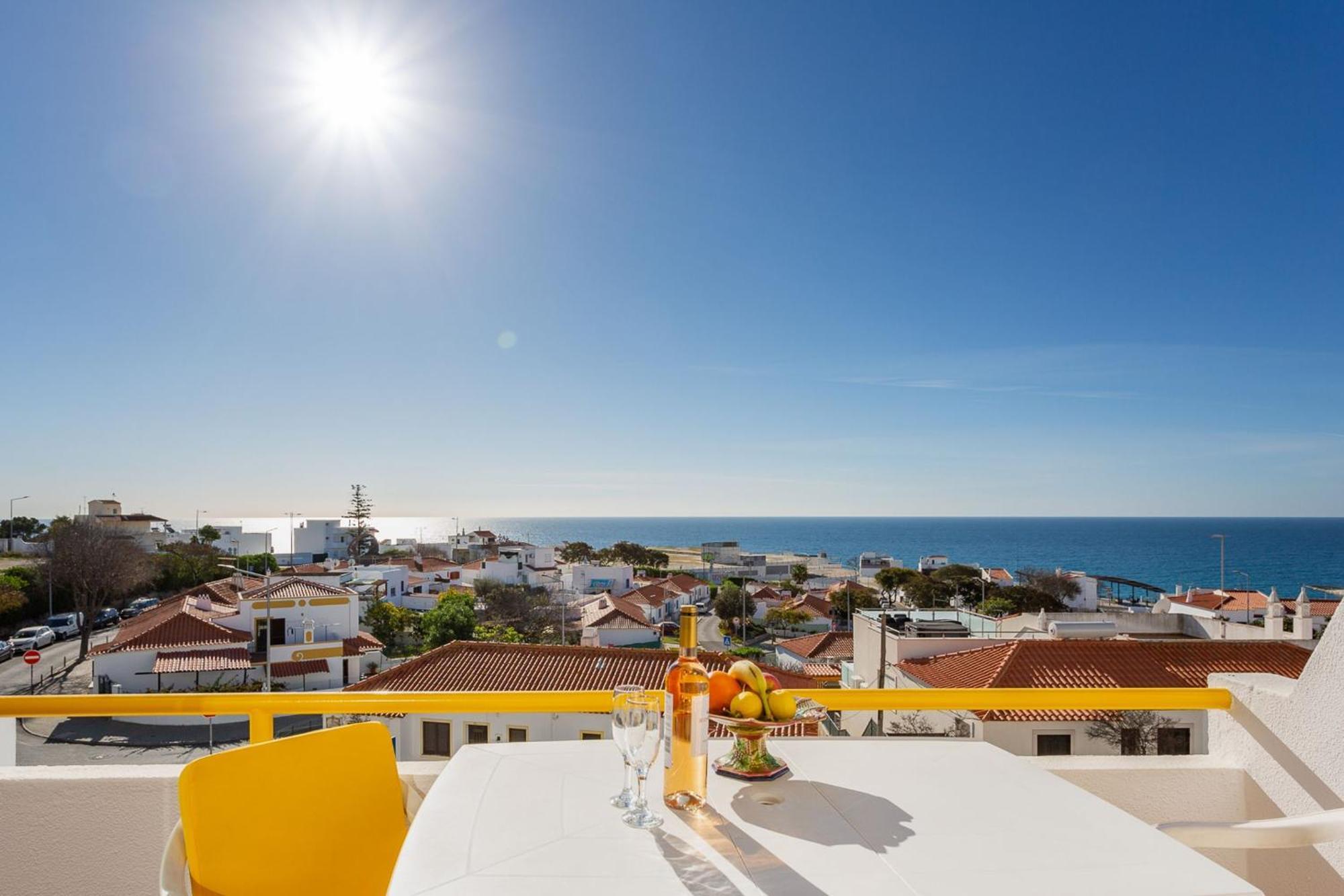 Typical T2 In Albufeira W/ Balcony By Lovelystay Dış mekan fotoğraf