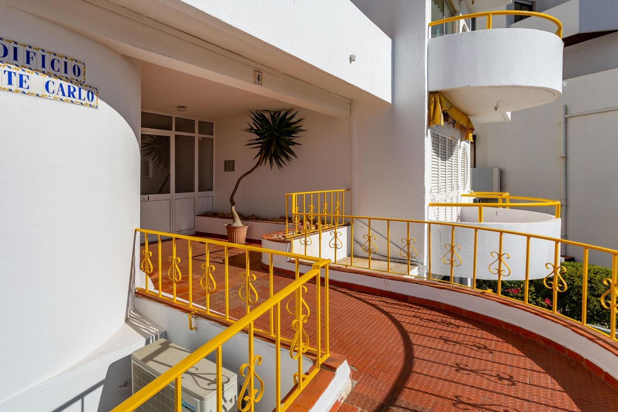 Typical T2 In Albufeira W/ Balcony By Lovelystay Dış mekan fotoğraf